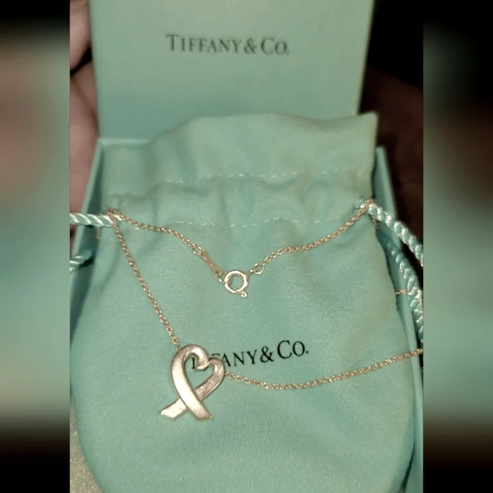 Tiffany Paloma Picasso Loving Heart Pendant Necklace Sterling Silver Luxury - Picture 8 of 17